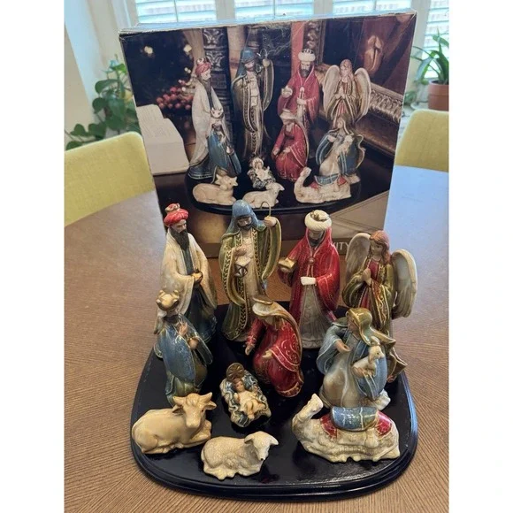 Kirkland's Home Nativity Set 13pc Ceramic Glazed #071371 w/ Box - Picture 6 of 10